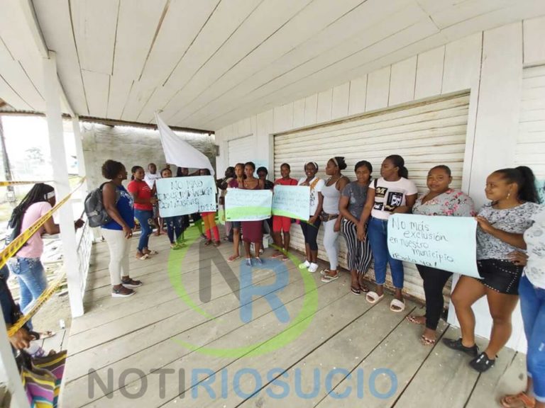 Continúa huelga en el municipio de Carmen del Darién.