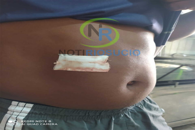 En Riosucio Chocó, Apuñalan a vendedor de comidas rápidas por robarle el producido de la noche.