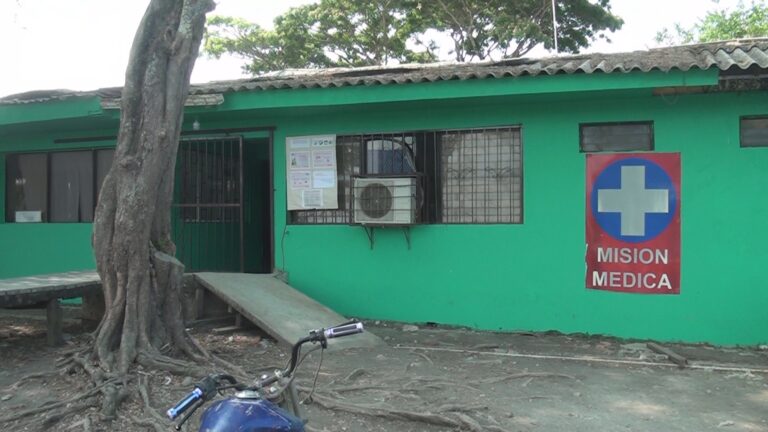 Centro de salud de Riosucio niega ingreso a paciente herido con arma blanca, por no portar tapa boca.