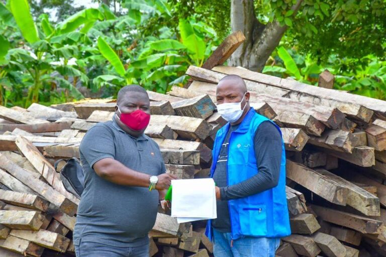 CODECHOCO hizo entrega de Maderas para el municipio de Riosucio Chocó.