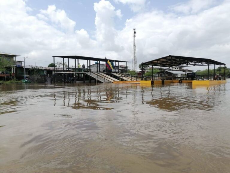 INVÍAS entregó nuevo muelle flotante en Carmen del Darien.