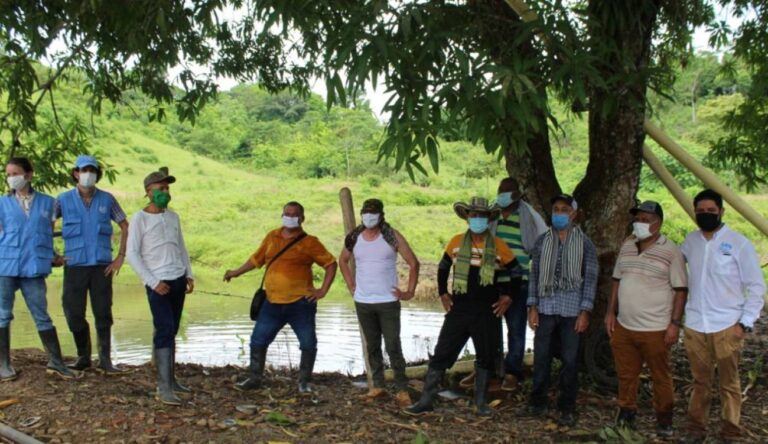 Excombatientes recibirán atención médica antes del traslado a Mutatá.