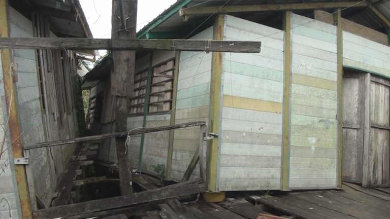 SE PRESENTÓ EL COLAPSO DE VIVIENDAS UBICADAS EN EL ALBERGUE TEMPORAL QUE ES EL HOGAR DE FAMILIAS DESPLAZADAS DE LA COMUNIDAD DE PAVA EN EL MUNICIPIO DE RIOSUCIO.