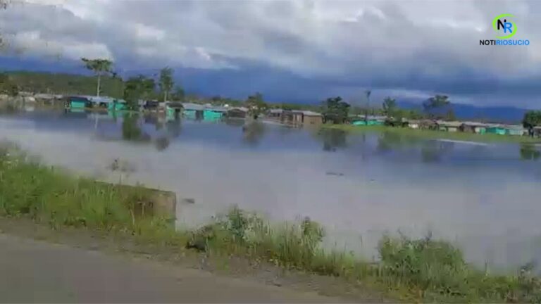 URGENTE, A ESTA HORA SE PRESENTAN INUNDACIONES EN EL CORREGIMIENTO DE BELÉN DE BAJIRÁ – RIOSUCIO CHOCÓ.