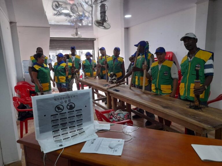Guardia cimarrona del Chocó , se suma al Paro cívico en Belén de Bajirá.