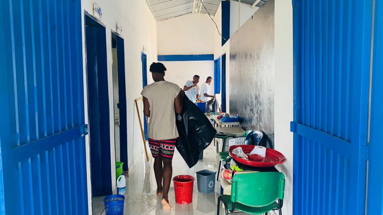 Jóvenes de Riosucio toman la iniciativa: revitalizan su espacio con jornada de limpieza en la casa de la juventud. Jóvenes de Riosucio toman la iniciativa: revitalizan su espacio con jornada de limpieza en la casa de la juventud.