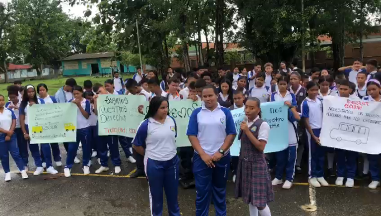 Estudiantes en riesgo: paro cívico en  institución educativa Blanquicet, por falta de transporte escolar.