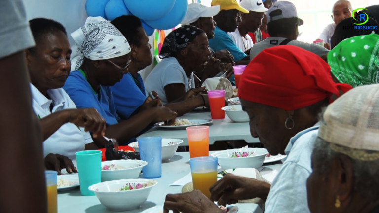 Centros día en Riosucio: un refugio integral que beneficia a 400 adultos mayores.