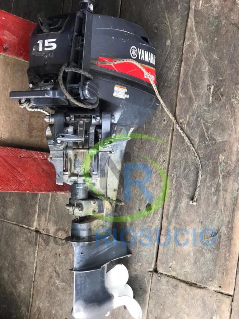 Recuperan motor fuera borda que fue abandonado tras hurto en Riosucio, Chocó.