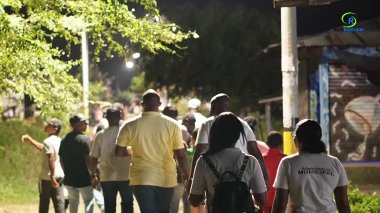 Un nuevo amanecer en Riosucio: iluminación solar transforma los corregimientos de el Diez y Los Manguitos.